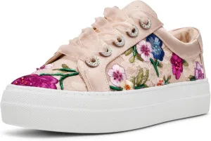 Betsey Johnson Women's Jayla Sneaker