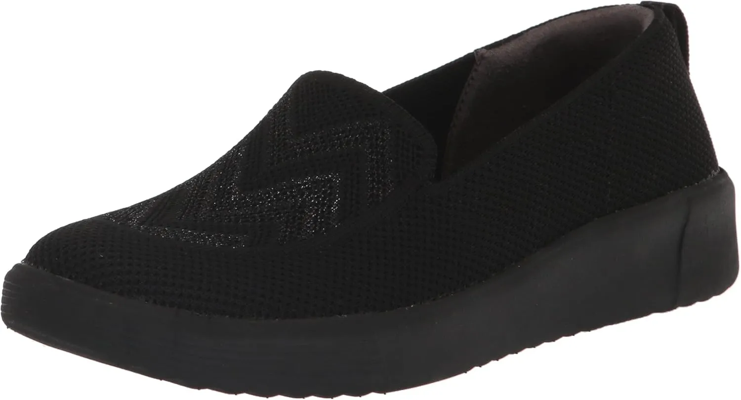 BZees Women's March on Moc Slip-on Loafer