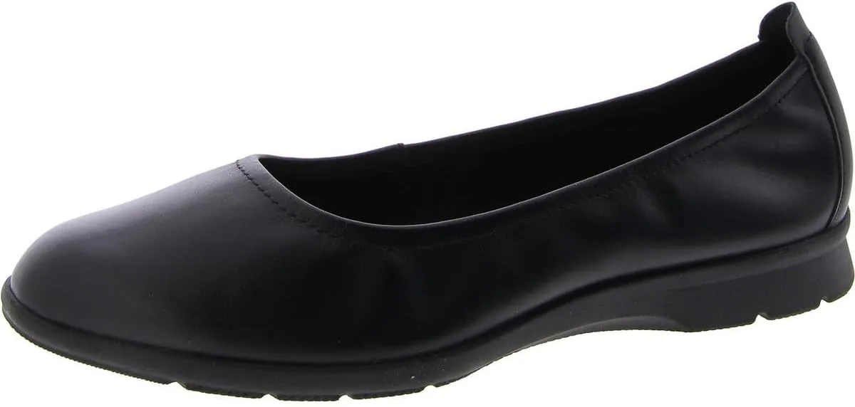 Clarks Women's Jenette Ease Ballet Flat