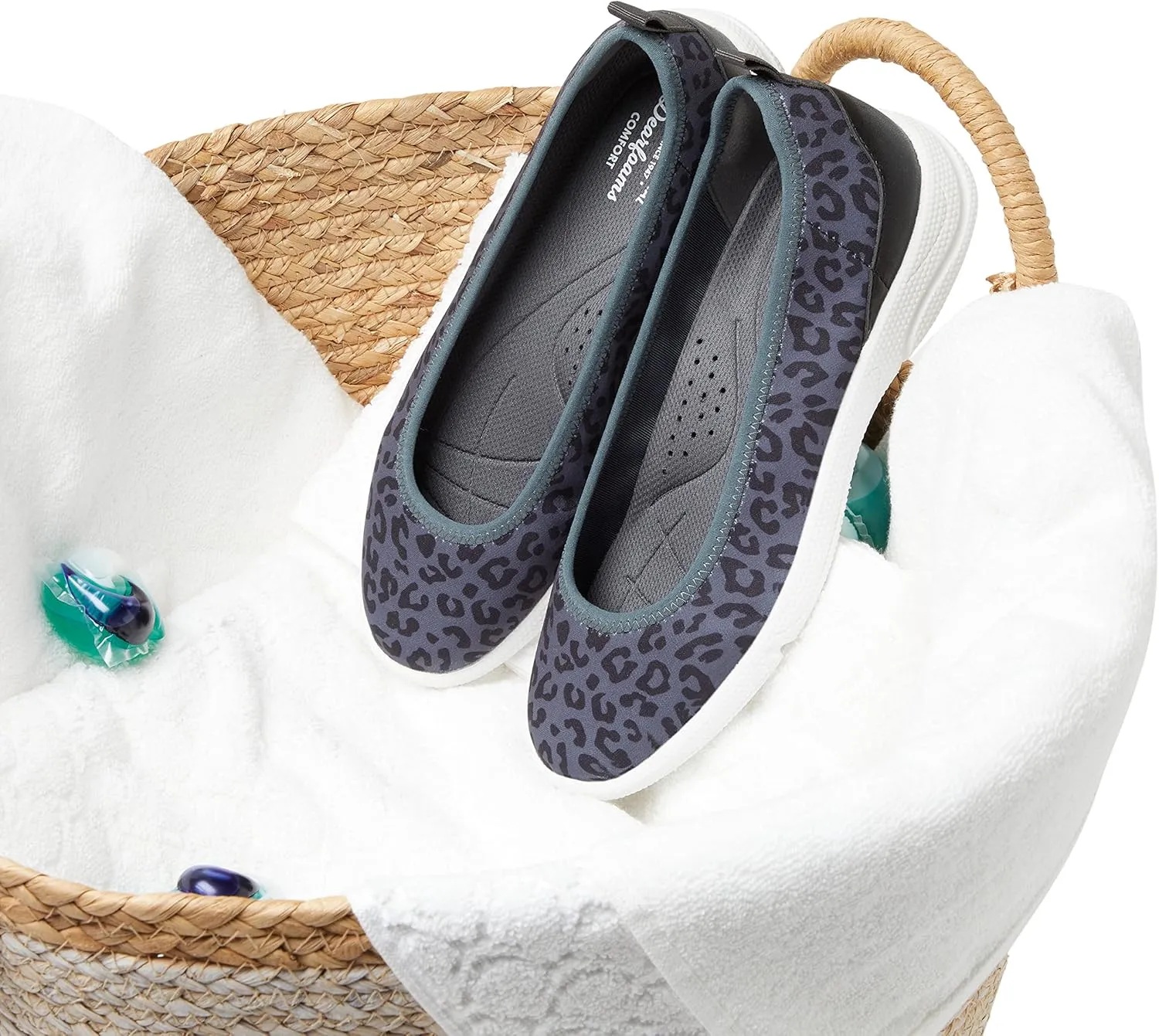 Dearfoams Women's Original Comfort Lightweight Slip-on Mia Ballet Flat