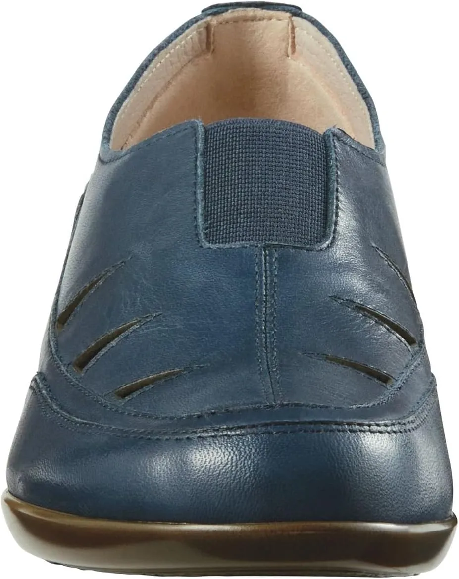 Easy Spirit Women's Daisie Casual Slip-On Shoe