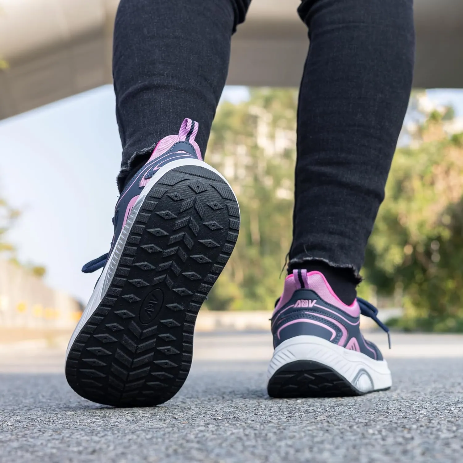 IIV Women Walking Shoes for Plantar Fasciitis | Wide Toe Box Shoes for Bunions | Arch Support Orthotic Shoes for Standing All Day