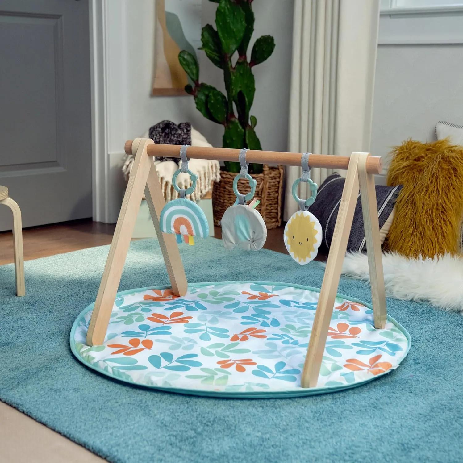 Ingenuity: ity Sun Valley Wooden Toy Arch & Baby Play Mat, Foldable A-Frame Bar with 3 Removable Toys, Machine-Washable Mat, Unisex, for Ages 0-36 Months