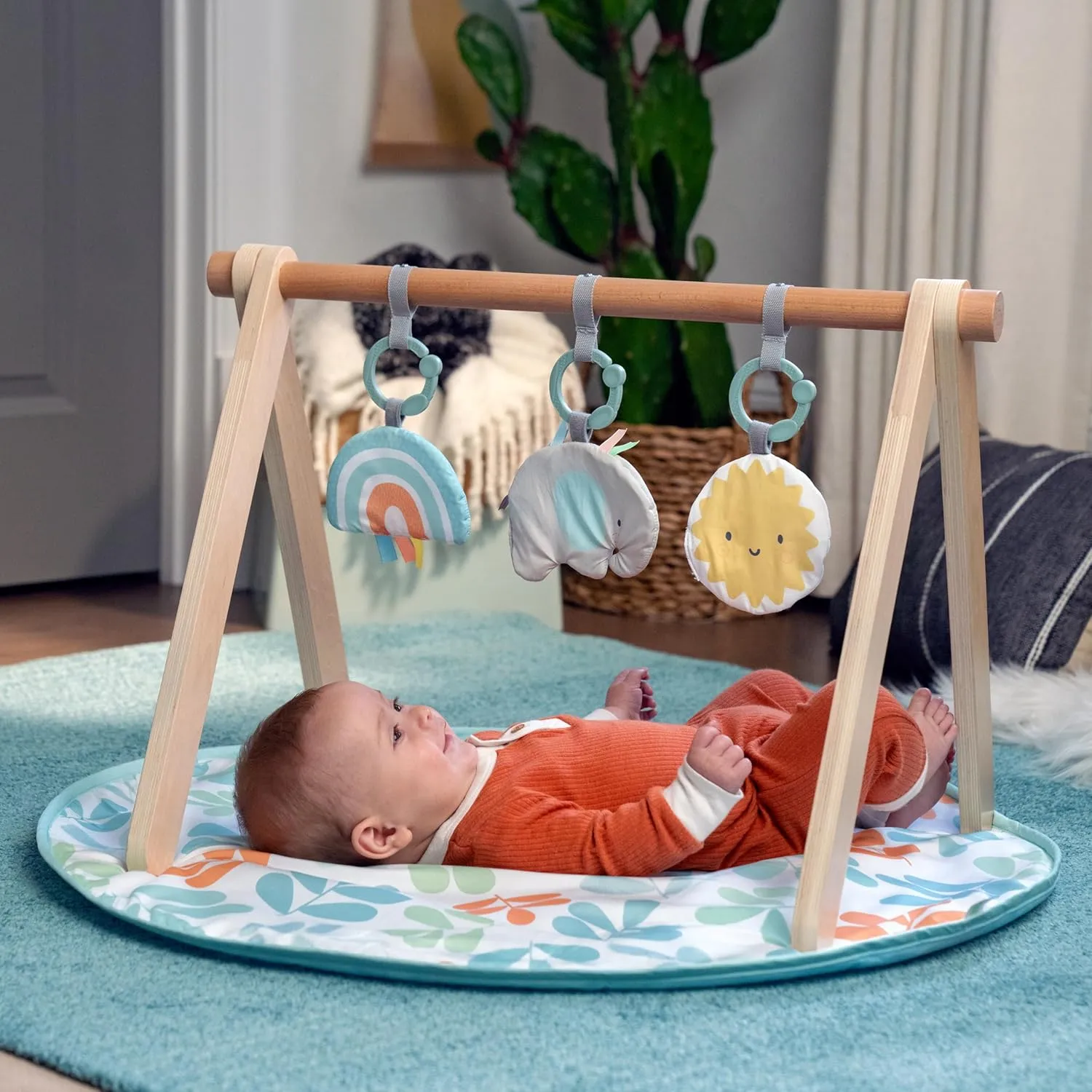 Ingenuity: ity Sun Valley Wooden Toy Arch & Baby Play Mat, Foldable A-Frame Bar with 3 Removable Toys, Machine-Washable Mat, Unisex, for Ages 0-36 Months