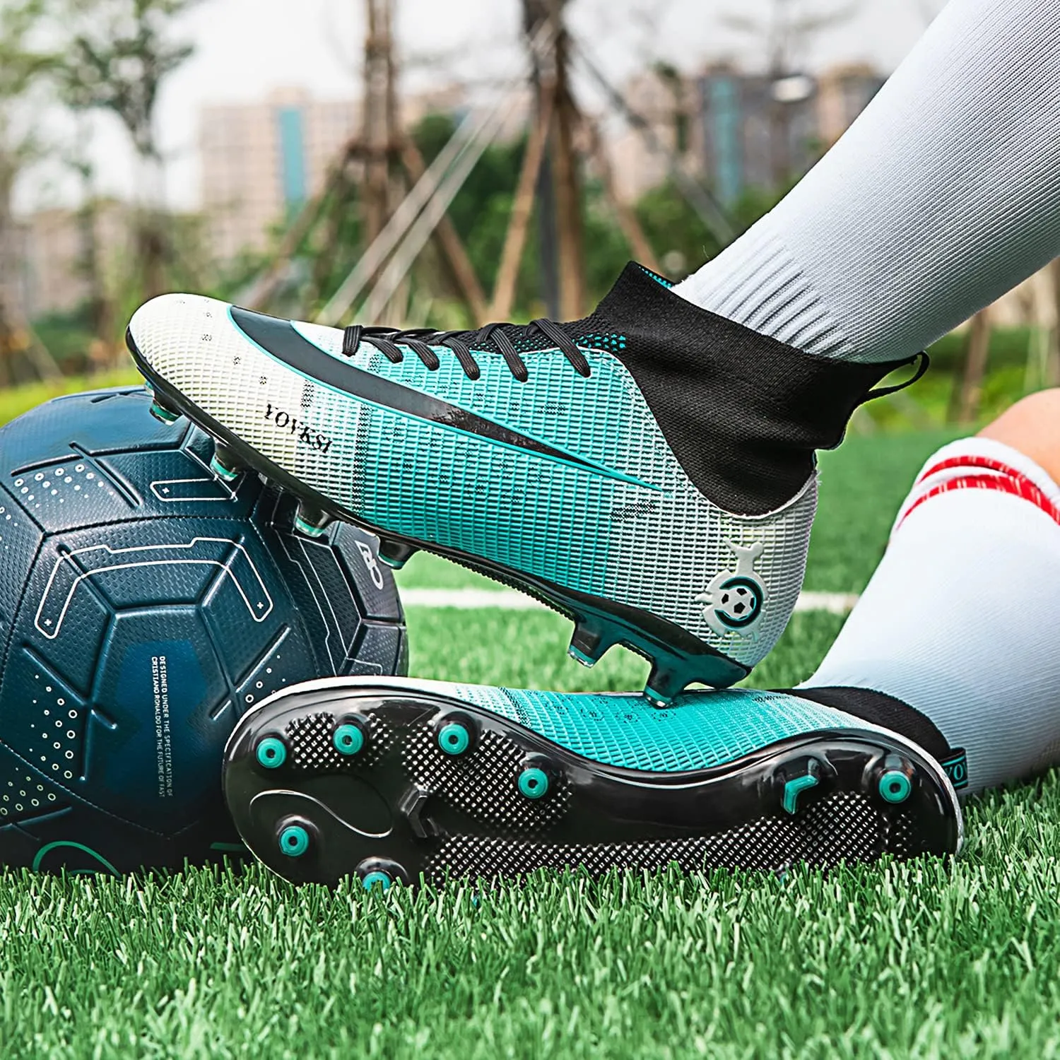 Men's Soccer Shoes Football Cleats with Lace-Up High Top Lightweight Indoor TF Turf Cleats Sneaker