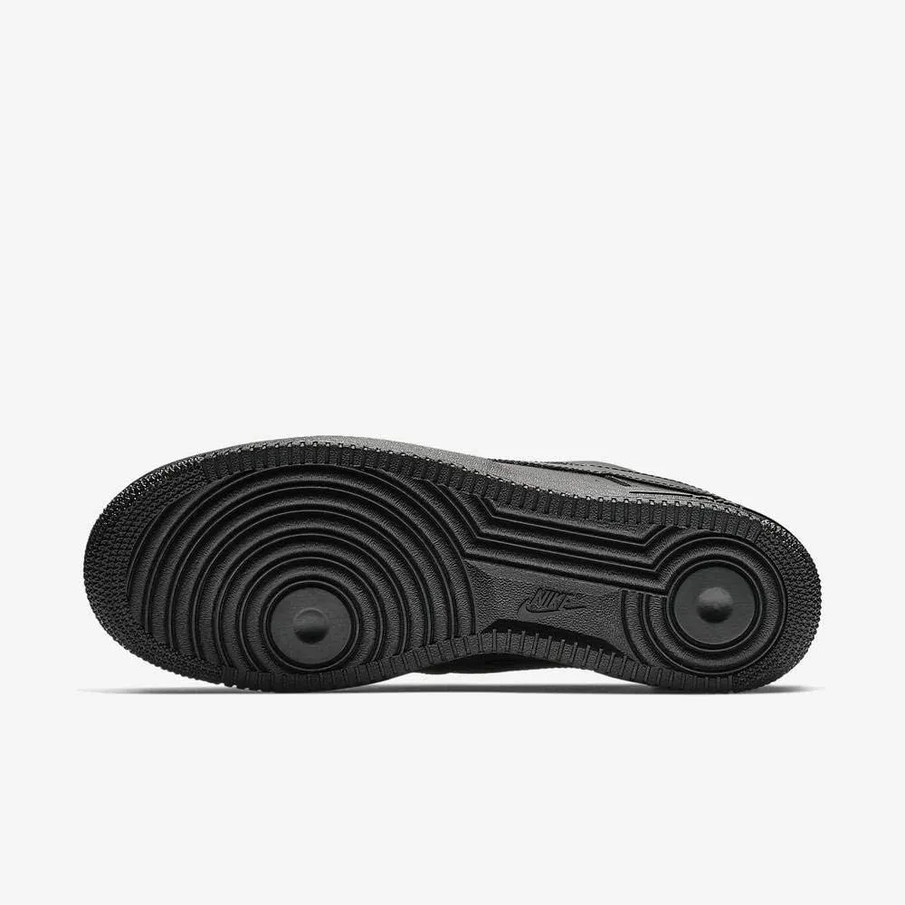 Nike Men's Low-Top Sneaker
