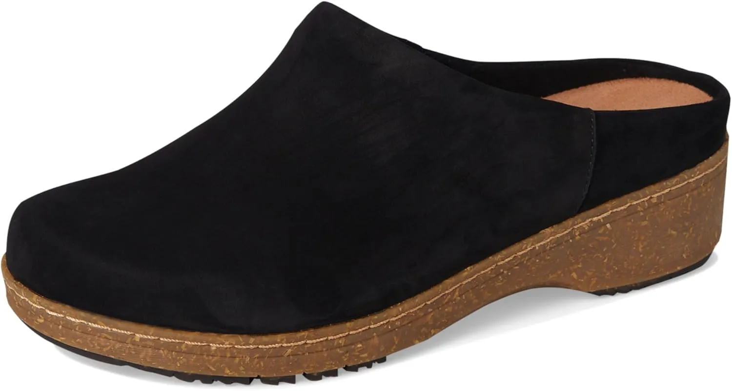 SoftWalk Women's Arvada Clog