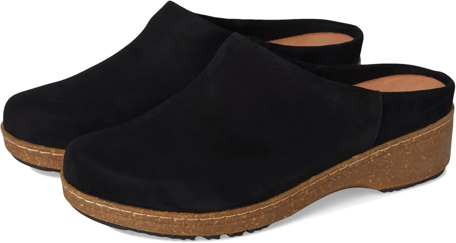 SoftWalk Women's Arvada Clog