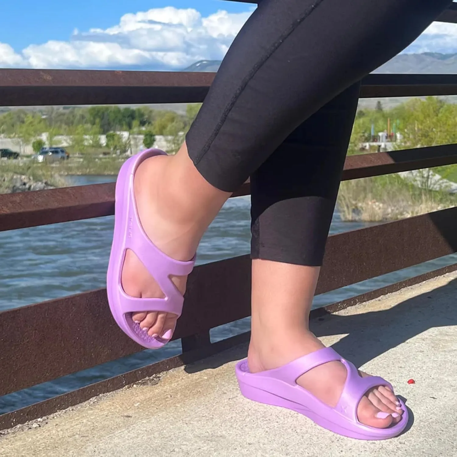 TELIC Women's Z-Strap Slide Sandals - Lightweight, Waterproof, Arch-Supporting, Impact-Reducing - Great for Pool, Beach & Everyday Wear