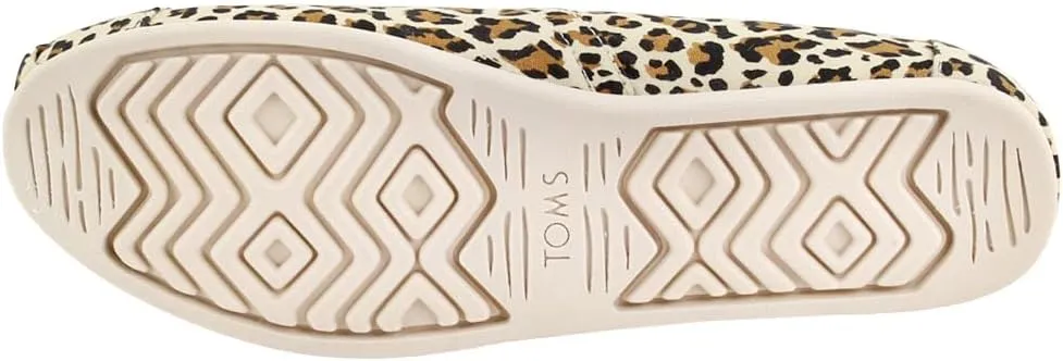 TOMS womens Alpargata Classic Slip on Shoe