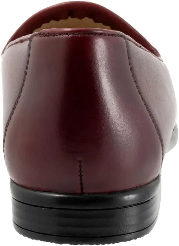 Trotters Women's Liz Lux Loafer Flat