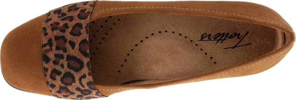 Trotters Women's Samantha Ballet Flat