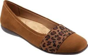 Trotters Women's Samantha Ballet Flat