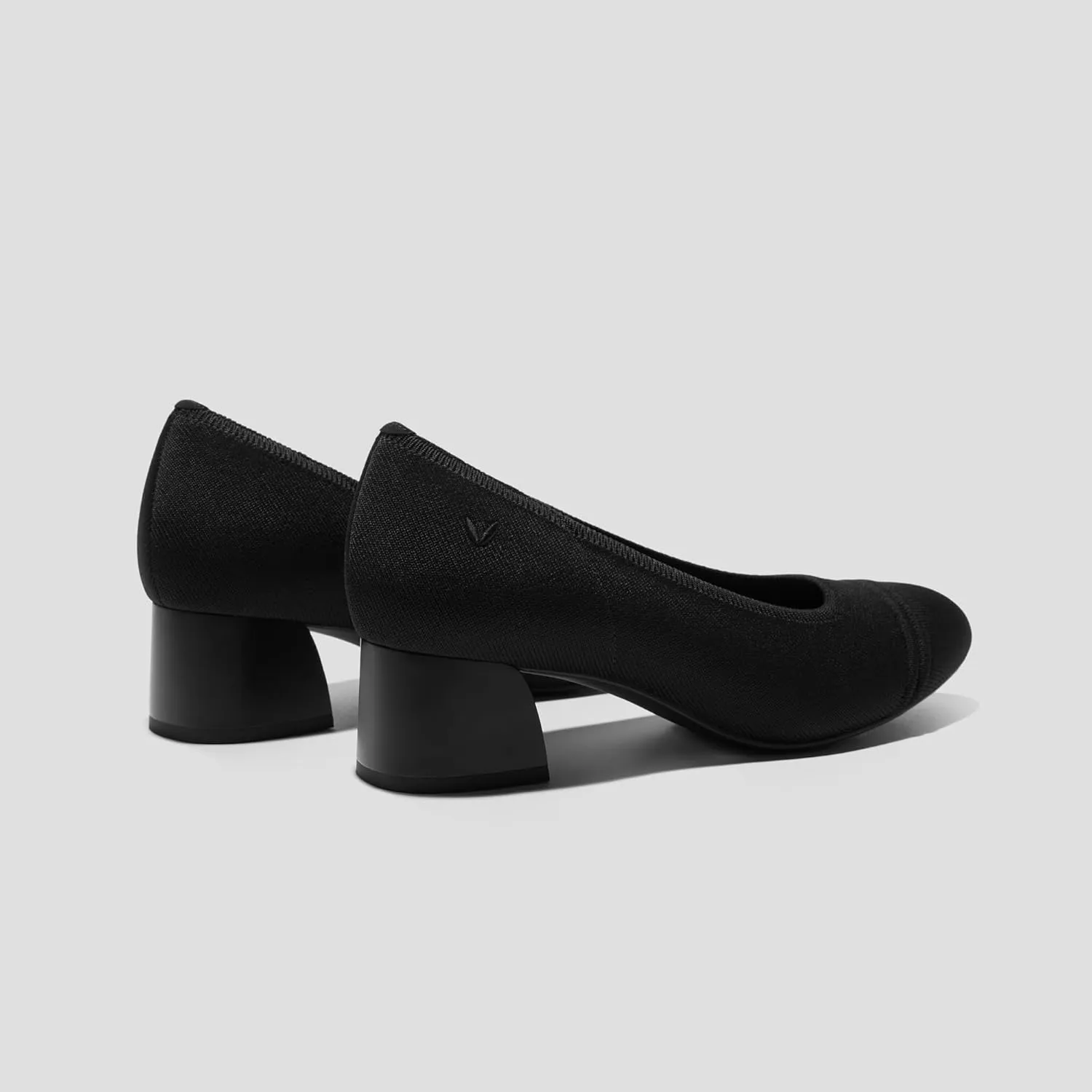 VIVAIA Julie Arch Pro Almond-Toe Stress Free Chunky Heels for Socializing, Party Round-Toe Shoes