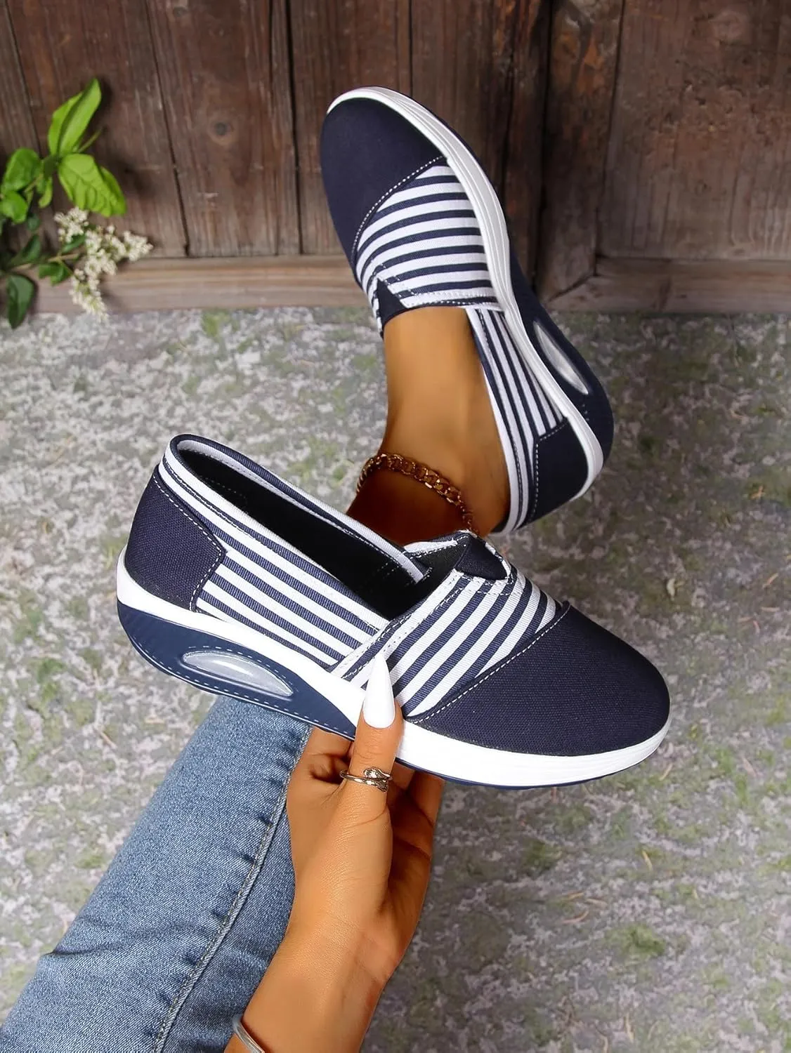 Women's Comfort Striped Slip-On Sneakers, Round Toe Low Top All-Season Comfort Loafer, Classic Casual Washable Shoes