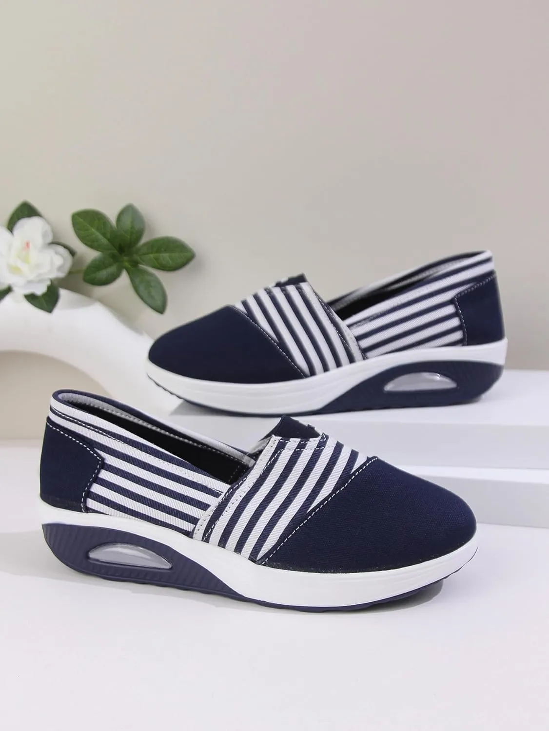 Women's Comfort Striped Slip-On Sneakers, Round Toe Low Top All-Season Comfort Loafer, Classic Casual Washable Shoes