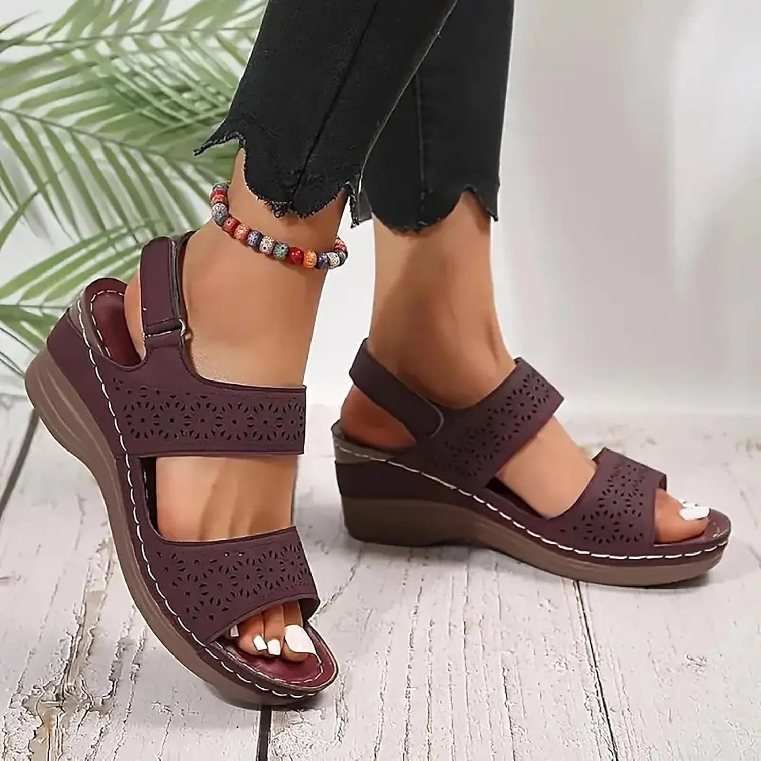 Women’s Comfortable Open Toe Crisscross Straps Slip on Wedge Sandals Orthopedic Dressy Walking Casual Beach Low Slingback Retro with Platform Arch Support Ankle Strap Summer Wedges Sandal