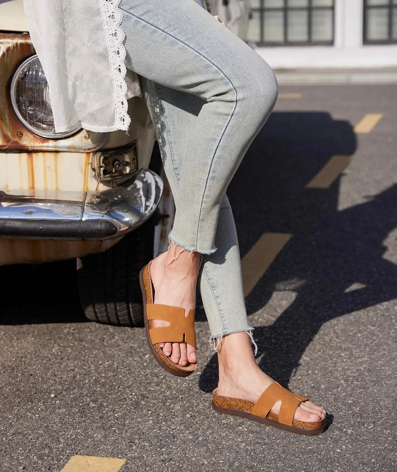 Women's Cork Footbed Slide Sandals with Arch Support,Comfortable Summer Flat Sandals for Women,Memory Foam Outdoor Slippers