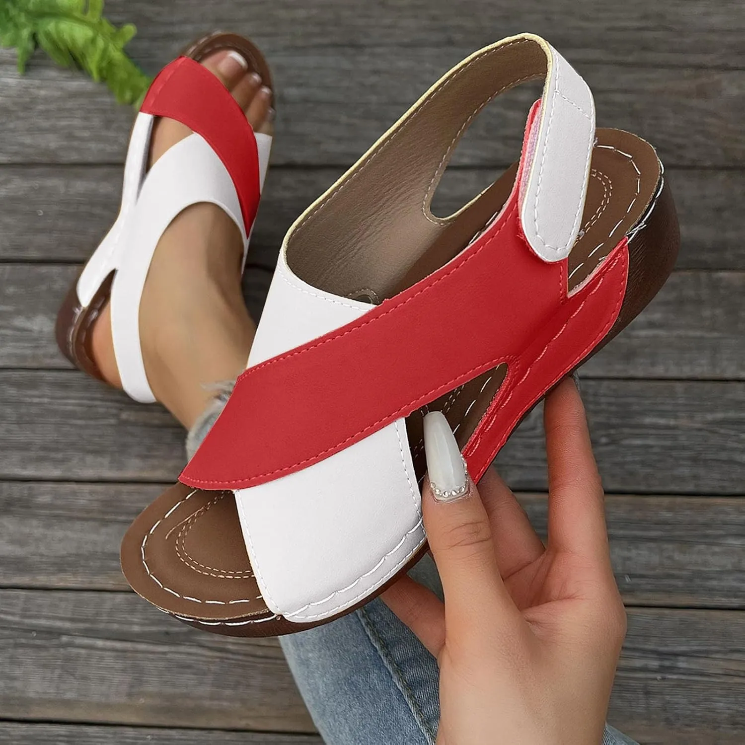 Womens Orthopedic Slide Sandals Stylish Slip on Open Toe Cute Platform Criss Cross Wide Band Flat Sandals for Summer