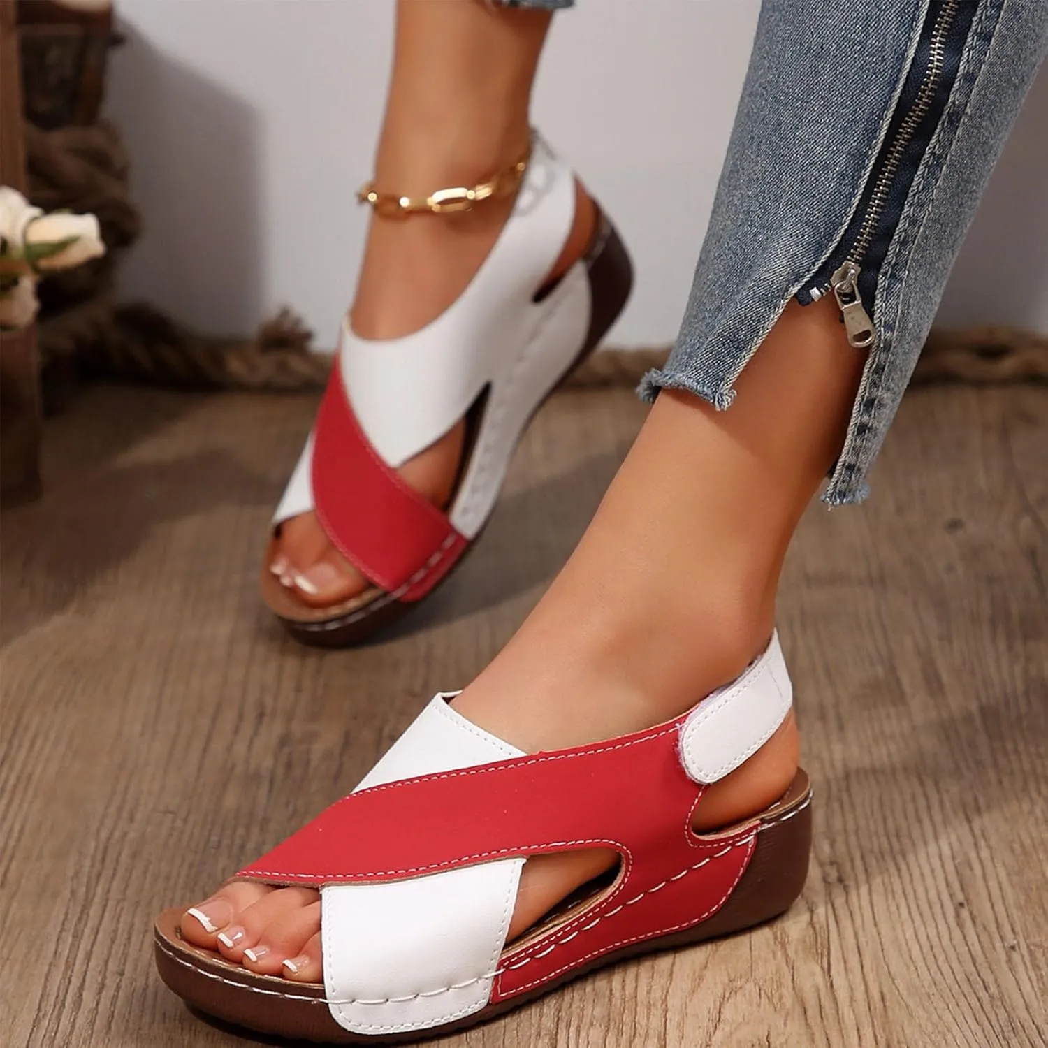 Womens Orthopedic Slide Sandals Stylish Slip on Open Toe Cute Platform Criss Cross Wide Band Flat Sandals for Summer